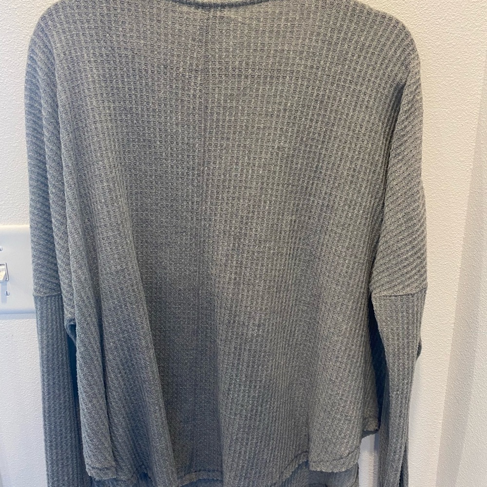 Waffled long sleeve - Picture 2 of 2